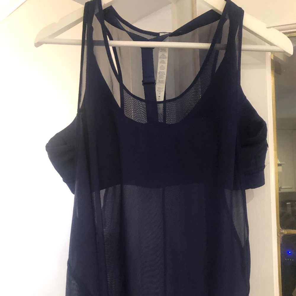 BNWT Lululemon built in bra tank